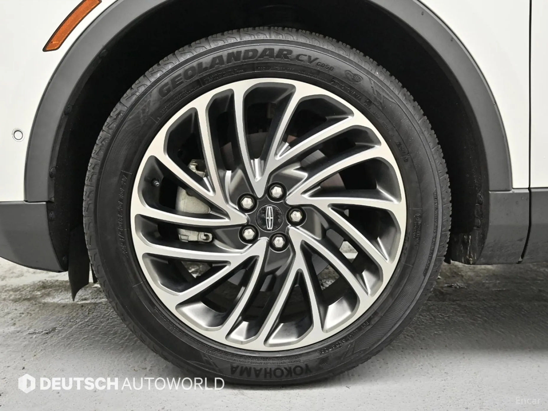 Lincoln Nautilus Gen 1 превью 5