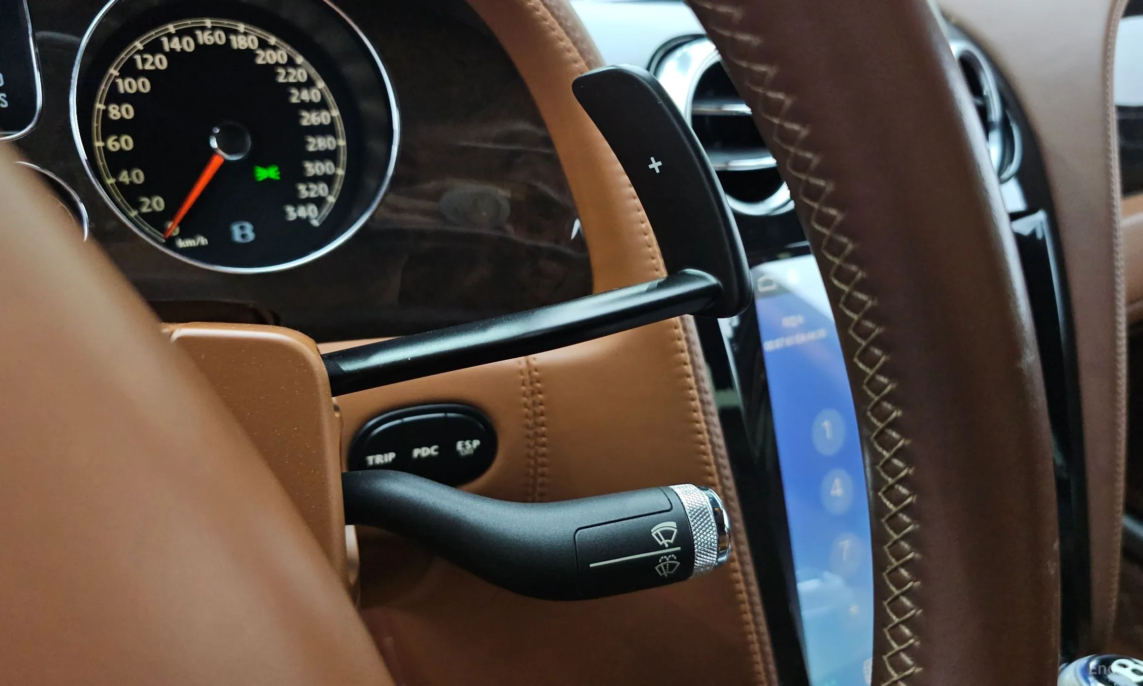 Bentley Flying Spur Gen 1 превью 14
