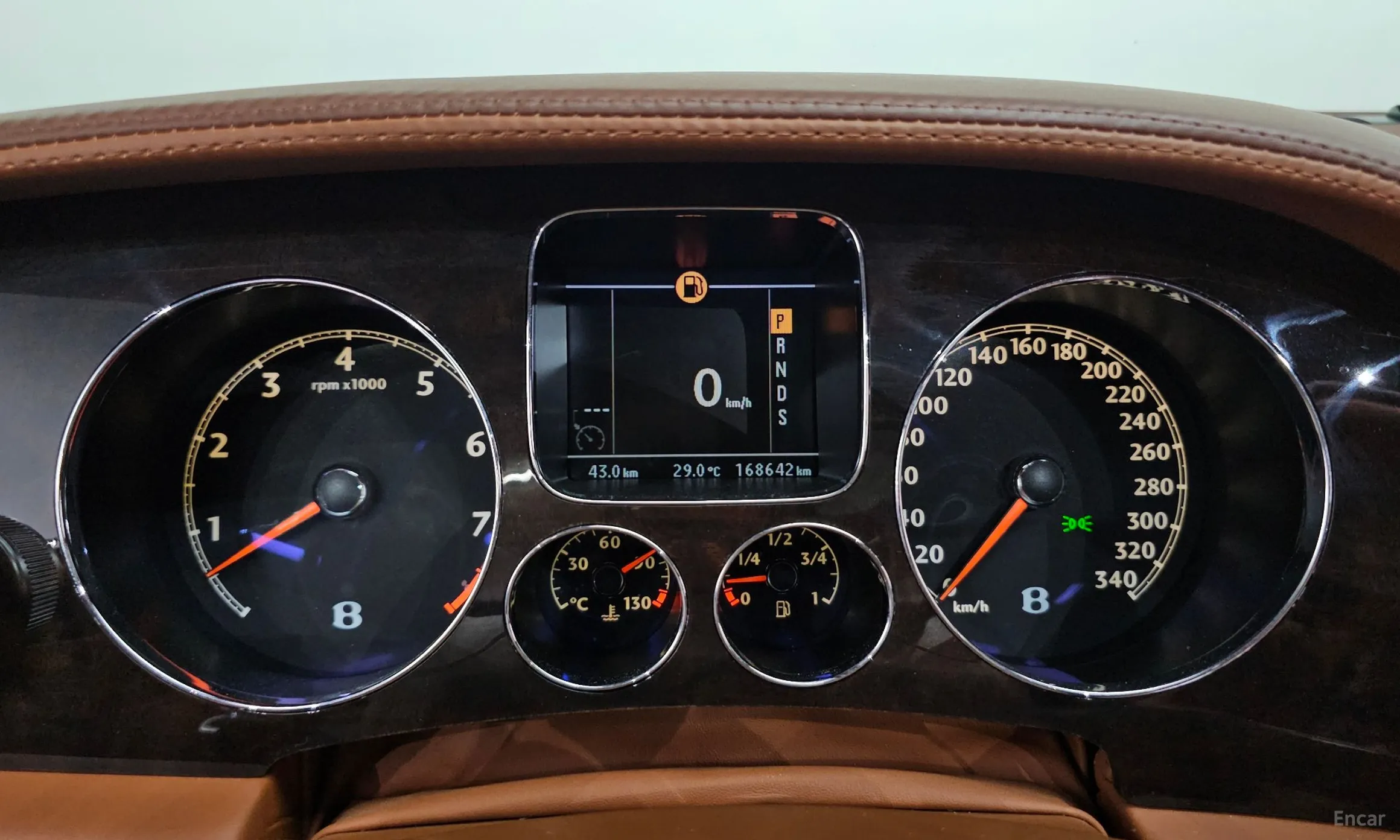 Bentley Flying Spur Gen 1 превью 8