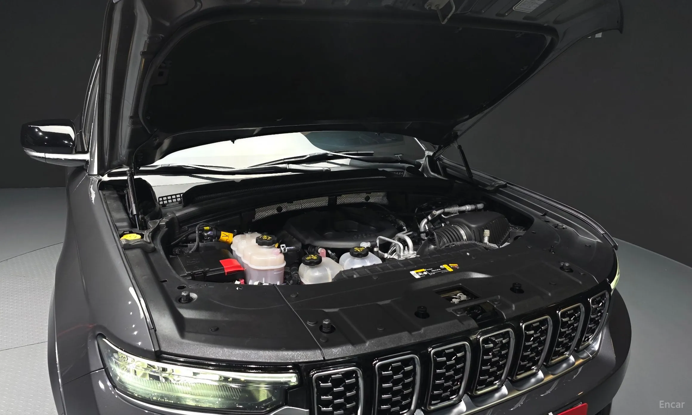 Jeep Grand Cherokee (WL) превью 6