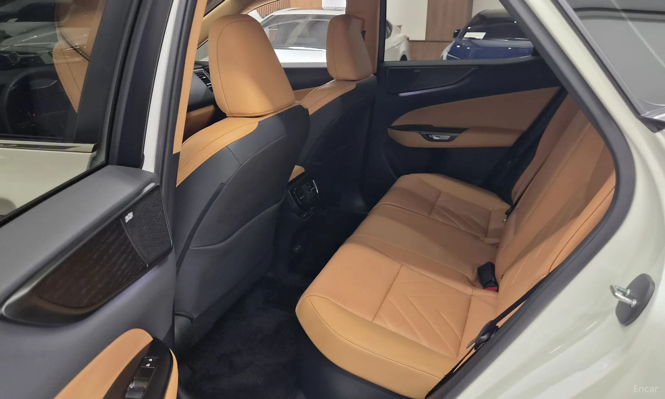 Lexus NX350h Gen 2 превью 11