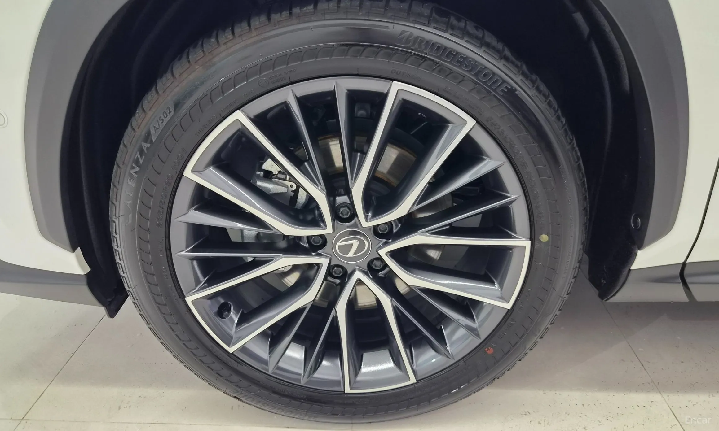 Lexus NX350h Gen 2 превью 5