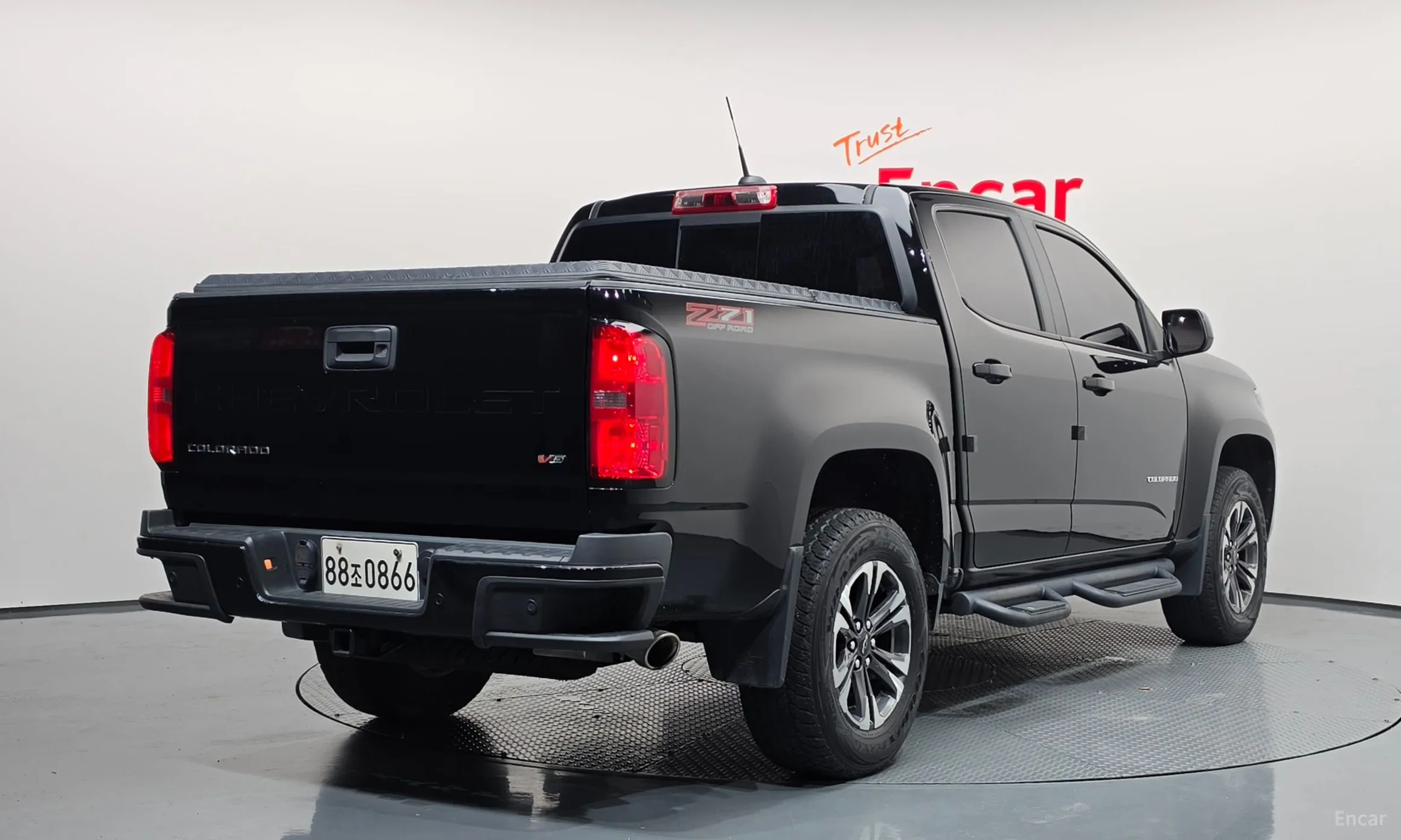 Chevrolet (GM Daewoo) Real New Colorado