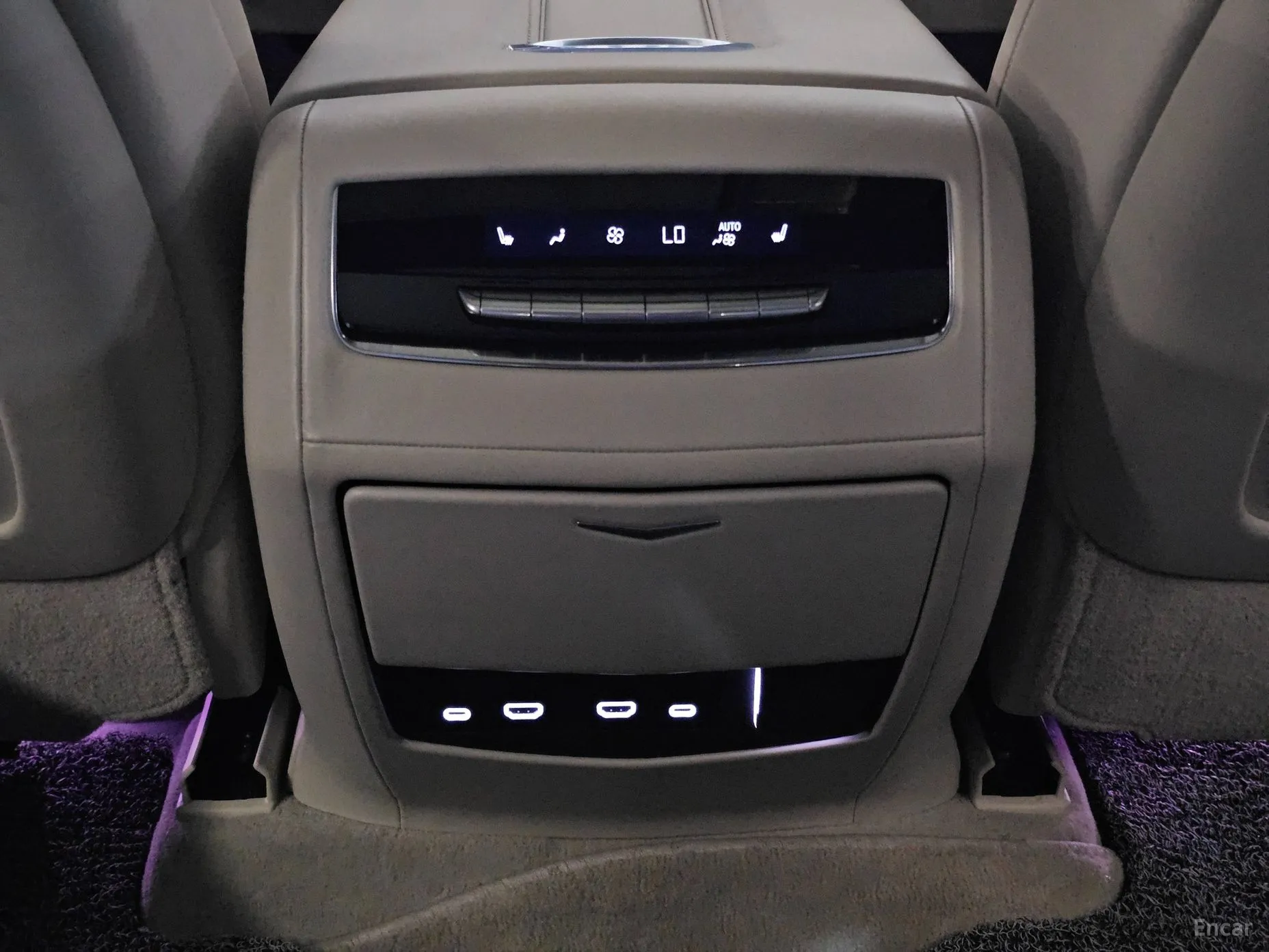 Cadillac Escalade 5th Generation превью 16