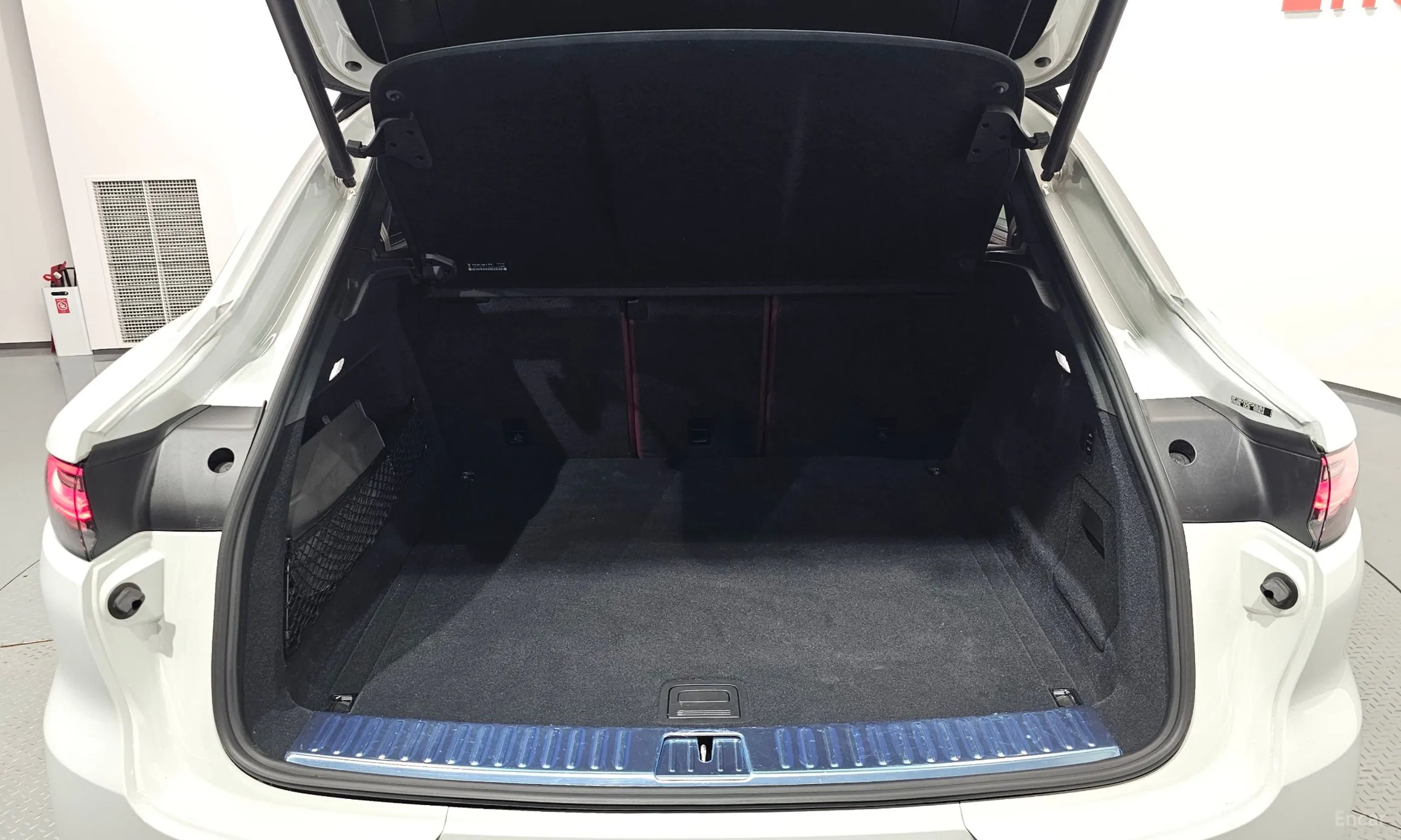 Porsche Cayenne (PO536) превью 20