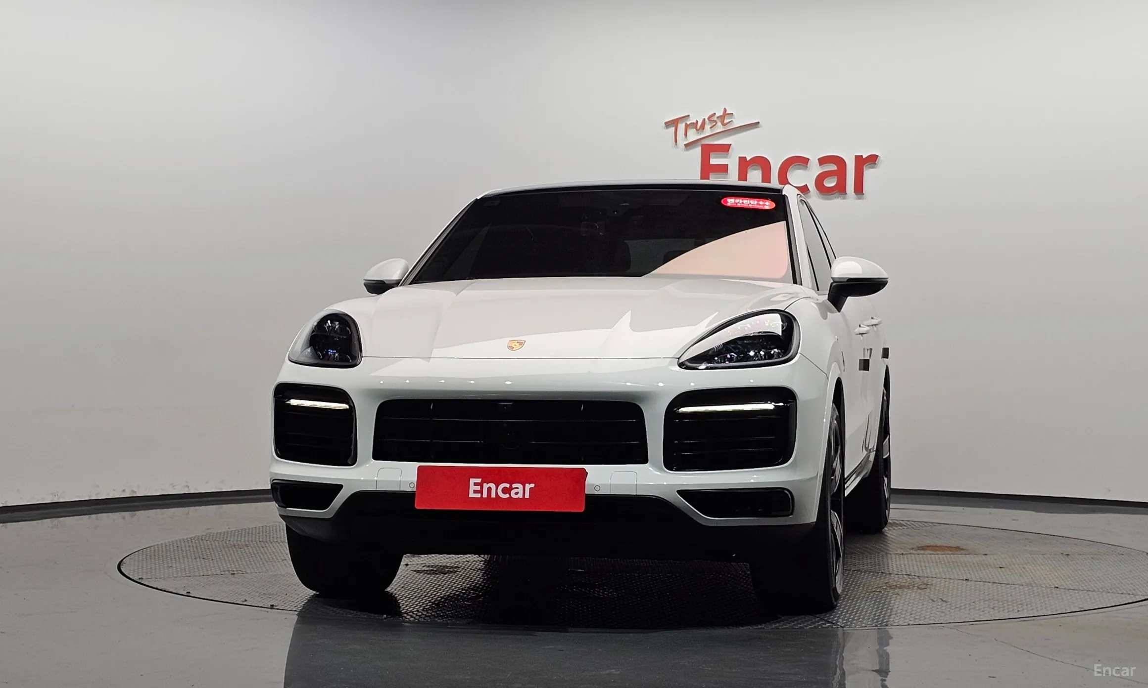 Porsche Cayenne (PO536) превью 3