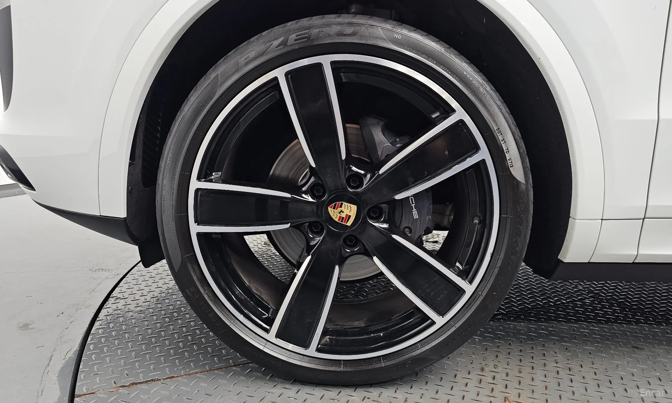 Porsche Cayenne (PO536) превью 5