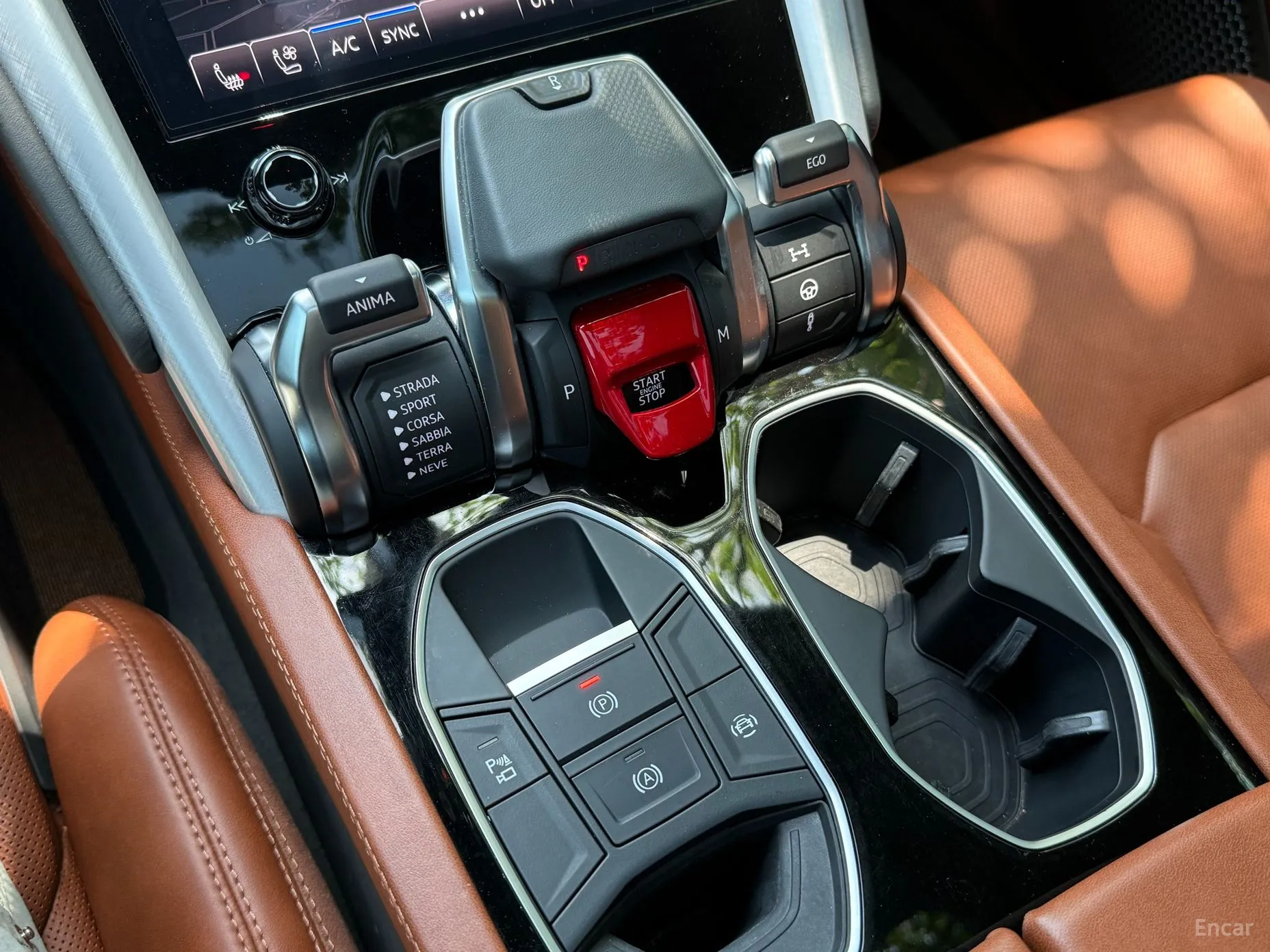 Lamborghini Urus превью 16