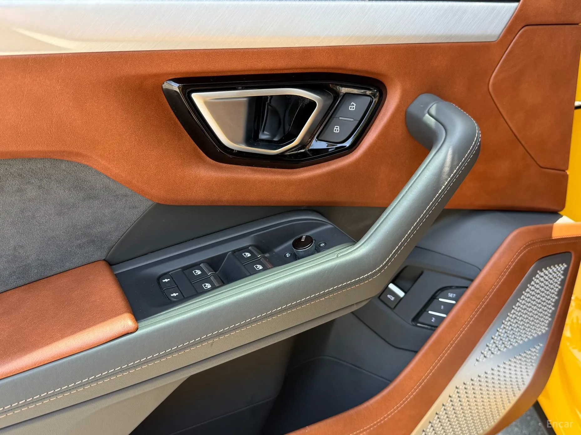 Lamborghini Urus превью 9
