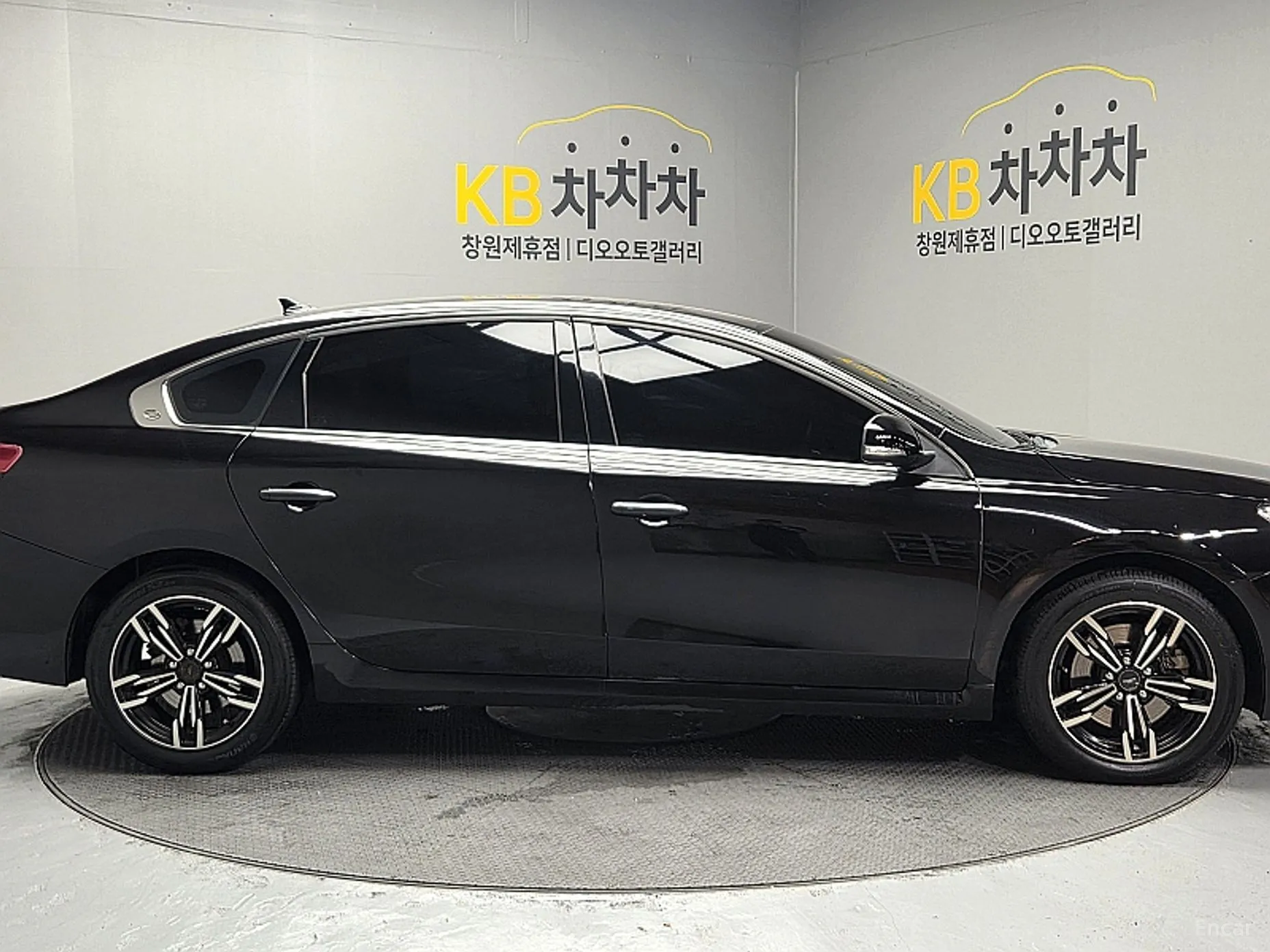 Renault Korea (Samsung) SM7 превью 4