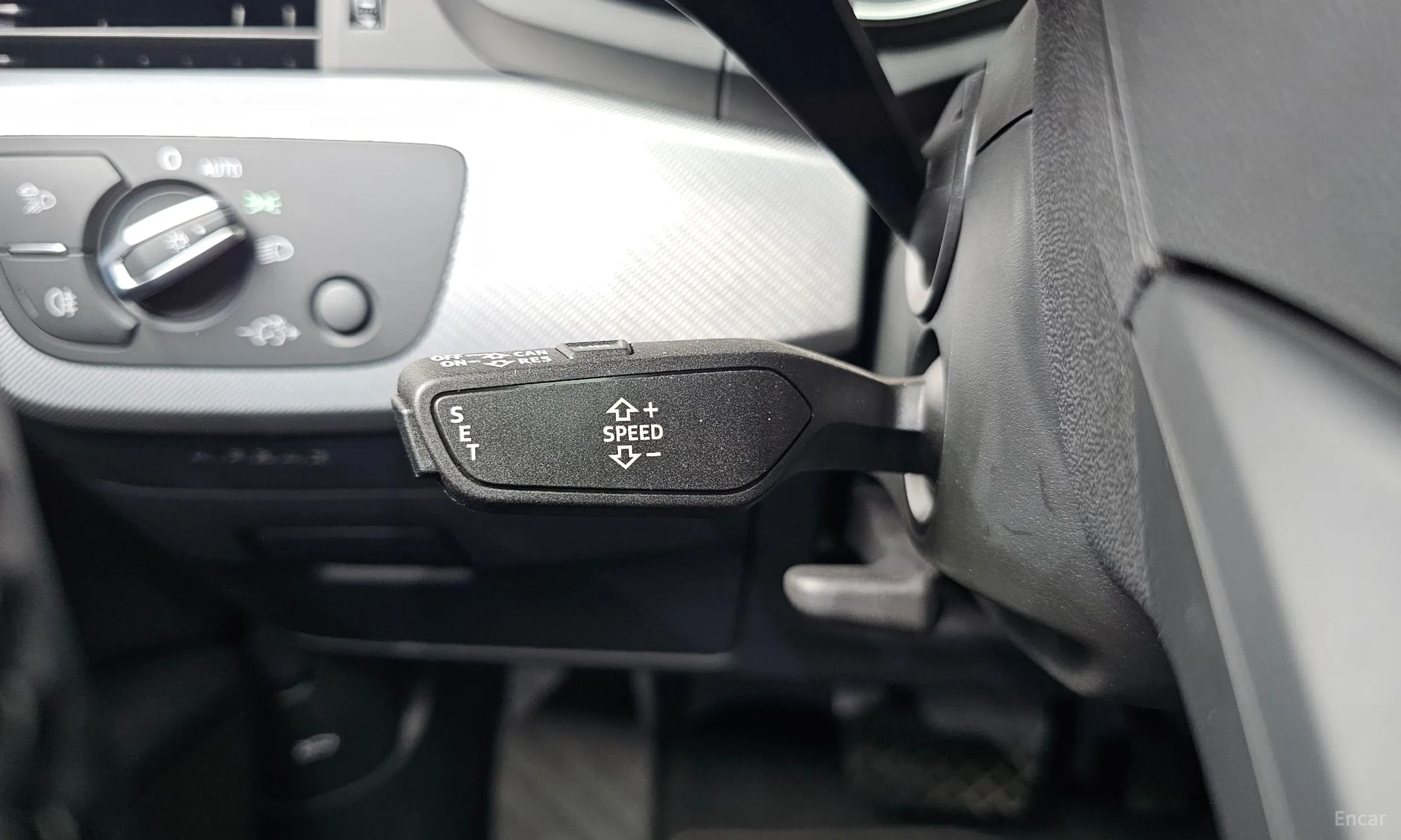 Audi A4 (B9) превью 17