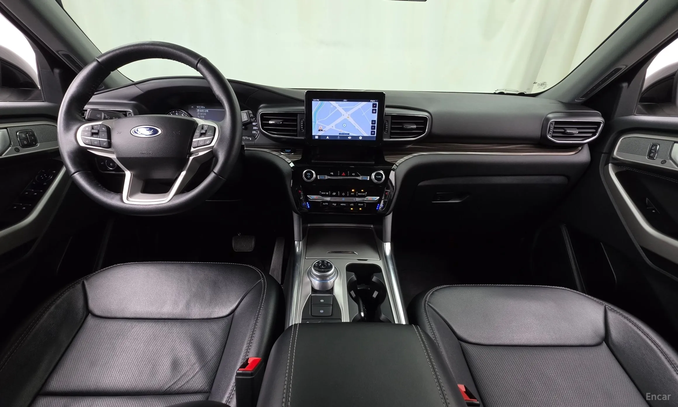 Ford Explorer 6th Generation превью 7