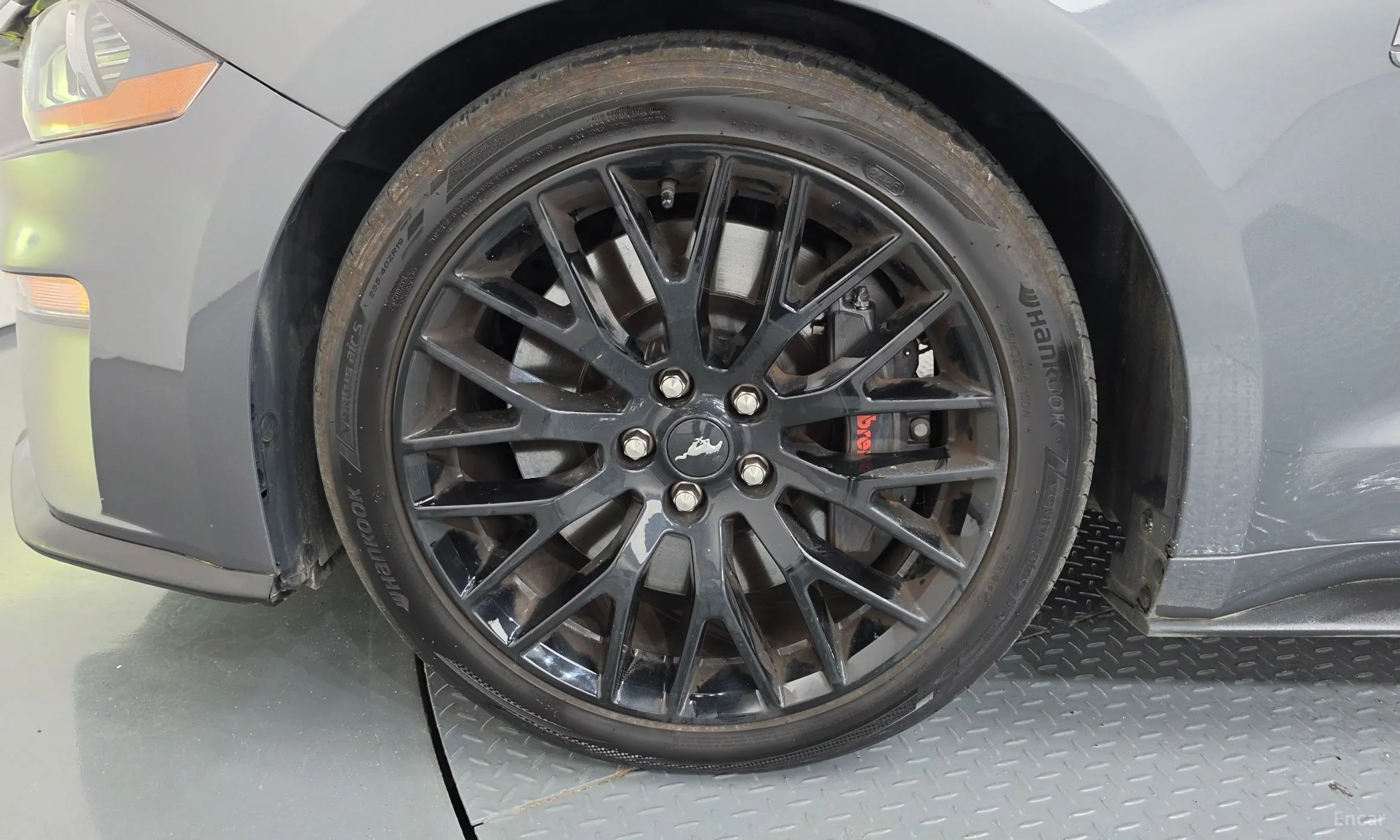 Ford Mustang превью 5