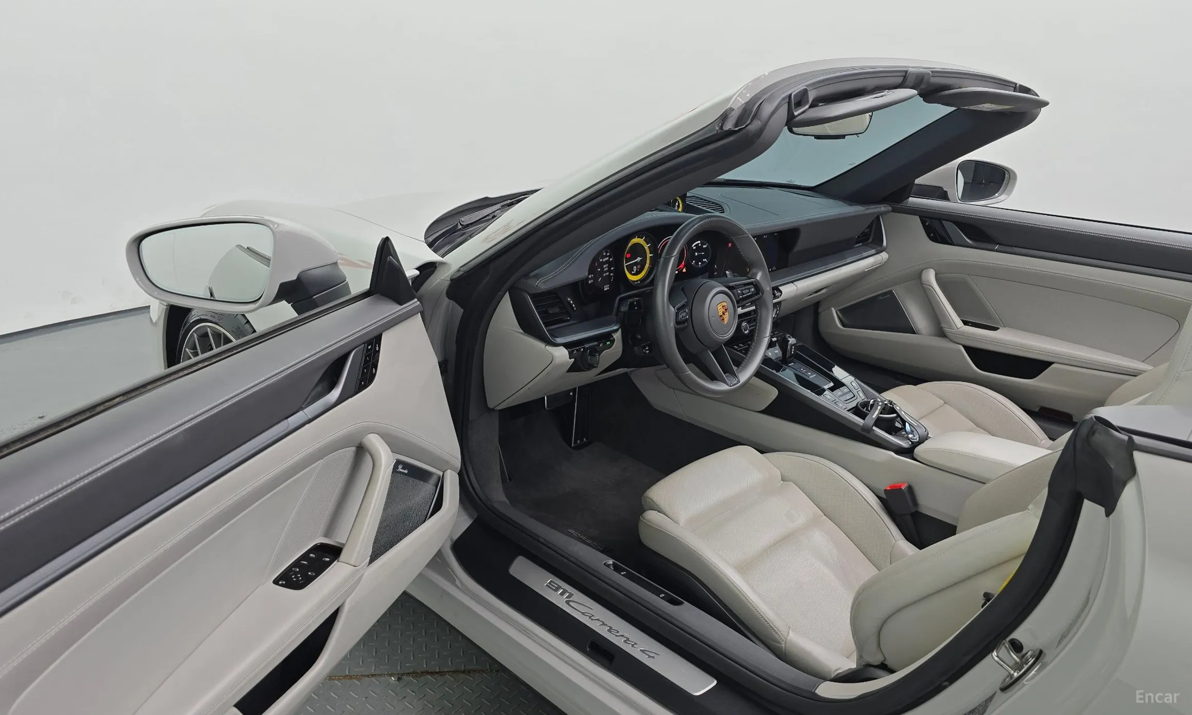 Porsche 911 (992) превью 10