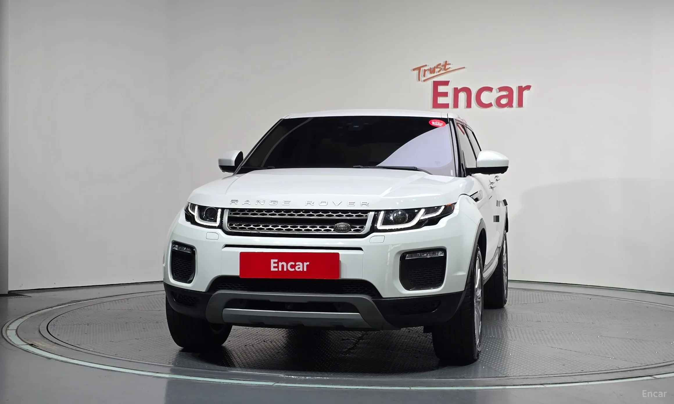 Land Rover Range Rover Evoque превью 3