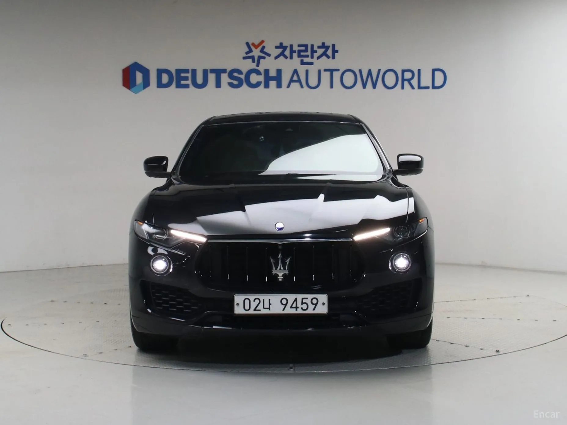 Maserati Levante превью 3