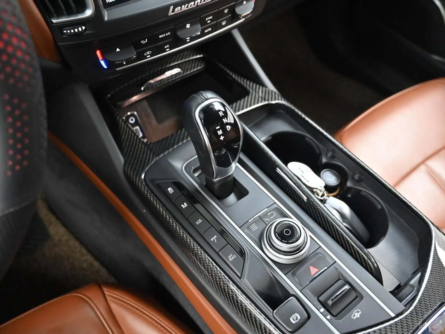 Maserati Levante превью 9