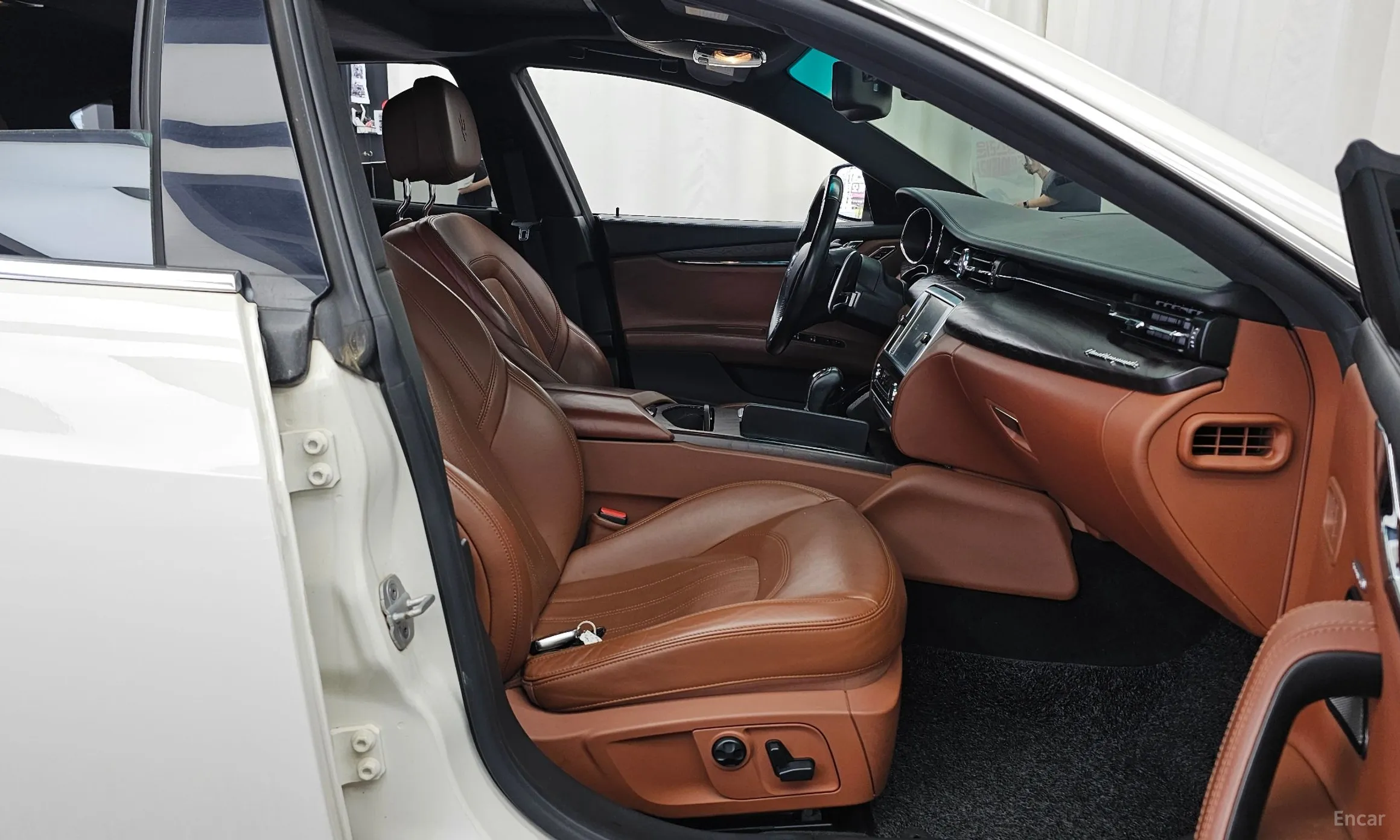 Maserati Quattroporte превью 11