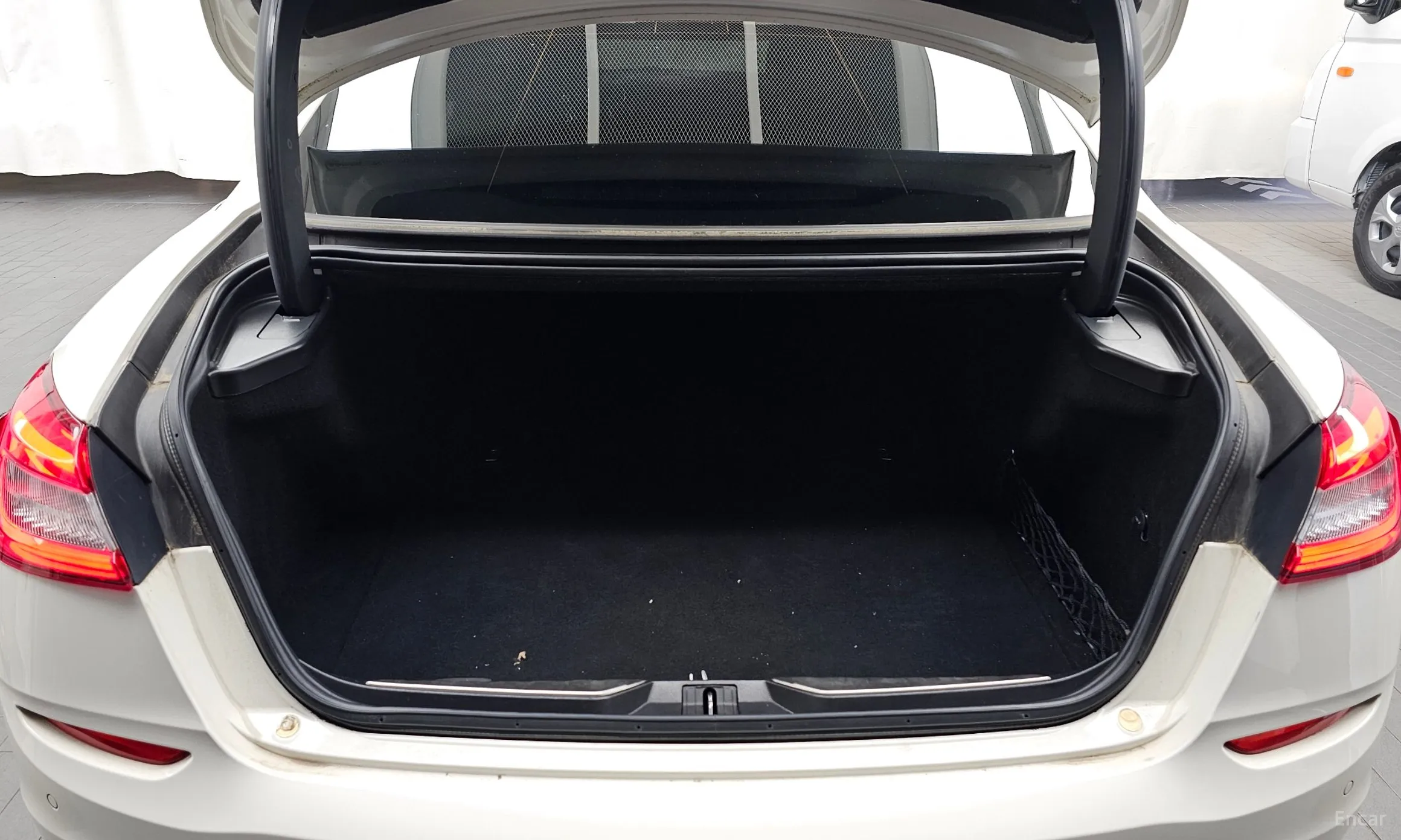 Maserati Quattroporte превью 20
