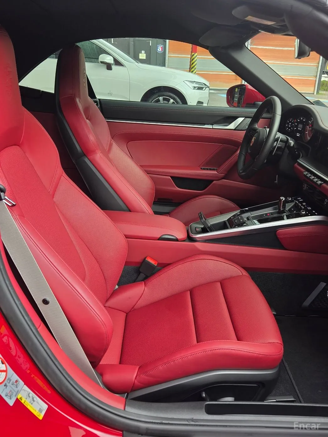 Porsche 911 (992) превью 6