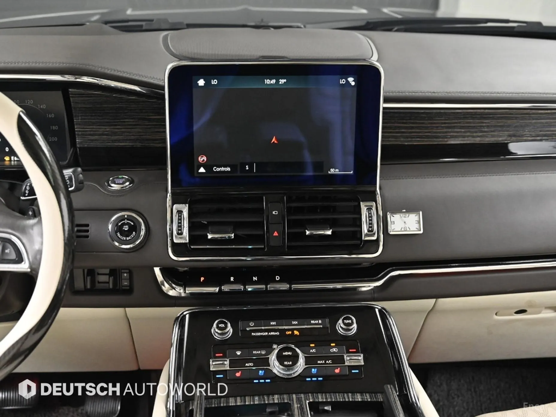 Lincoln Navigator 4th generation превью 14
