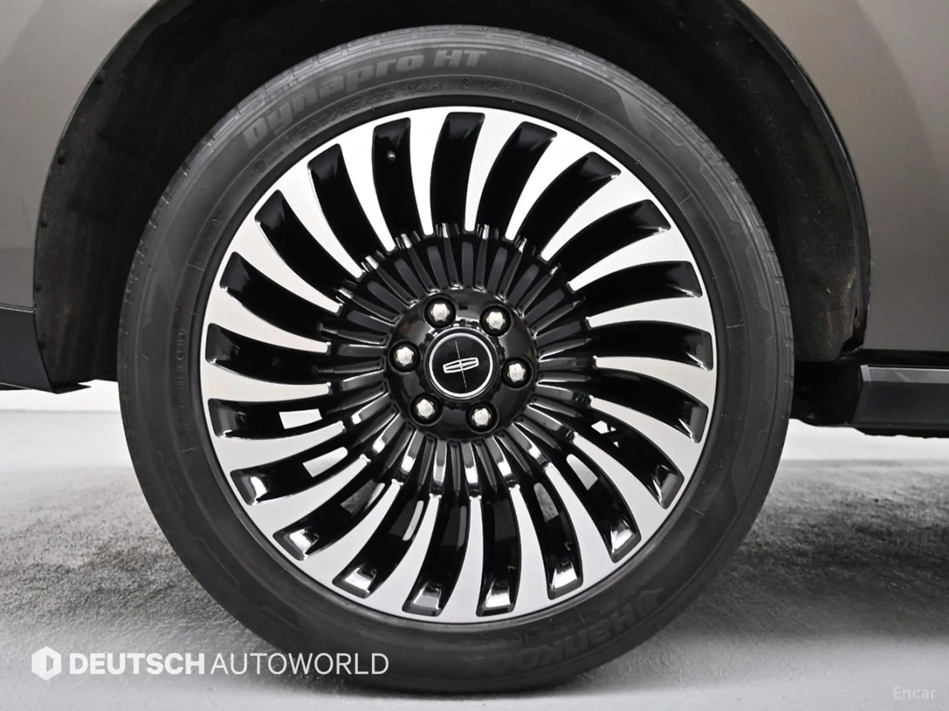 Lincoln Navigator 4th generation превью 5