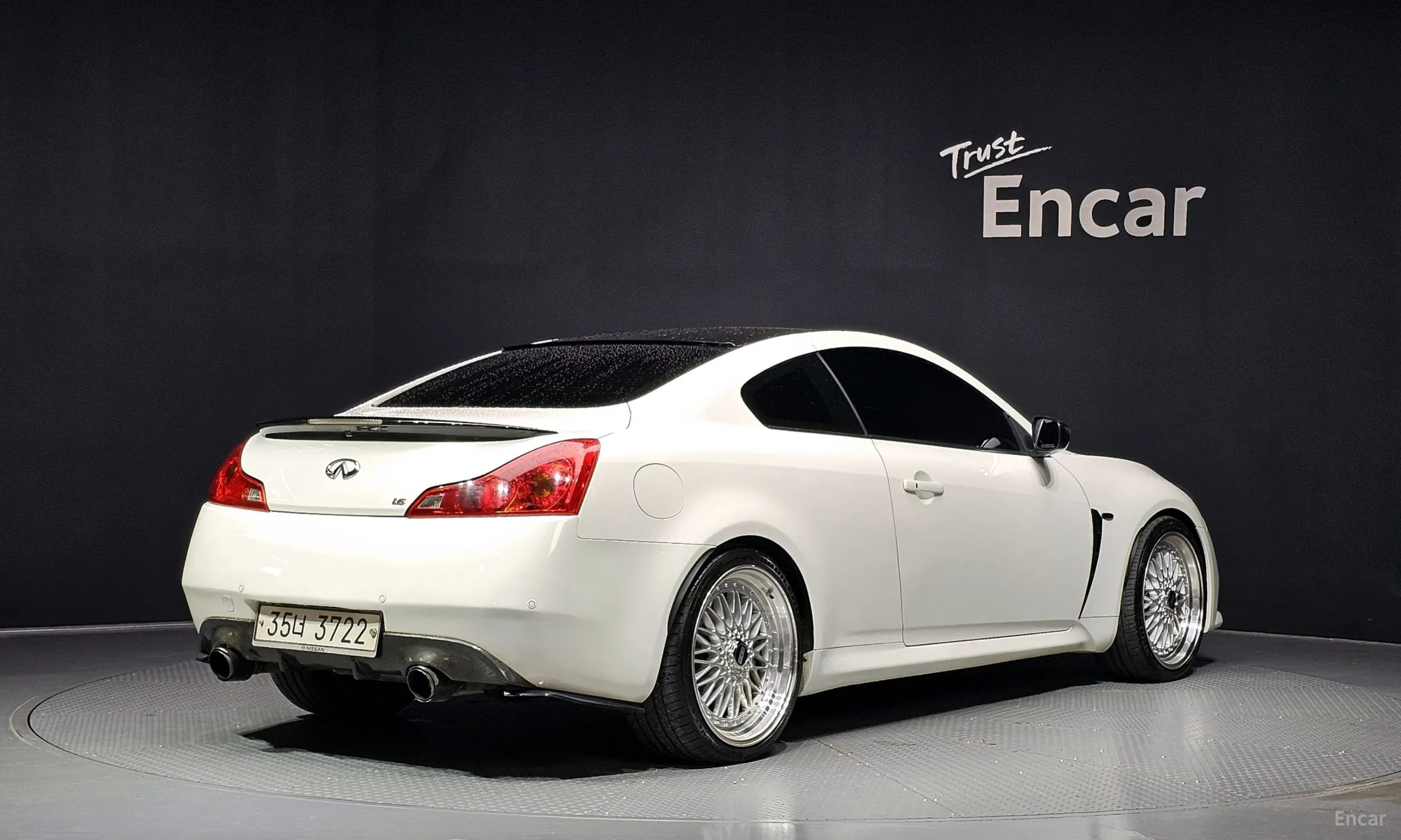 Infiniti G37