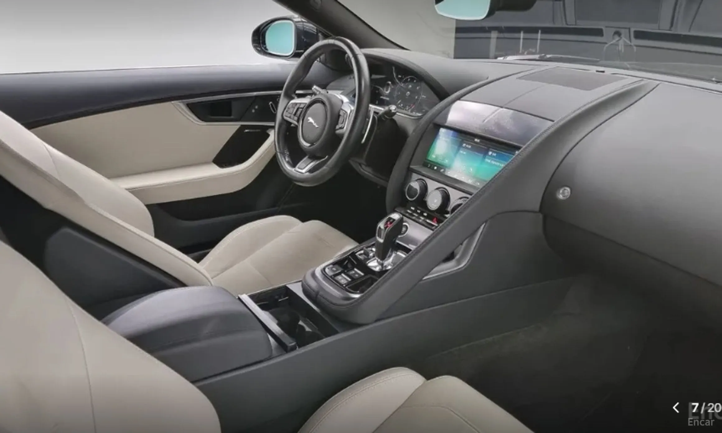 Jaguar F-TYPE превью 7