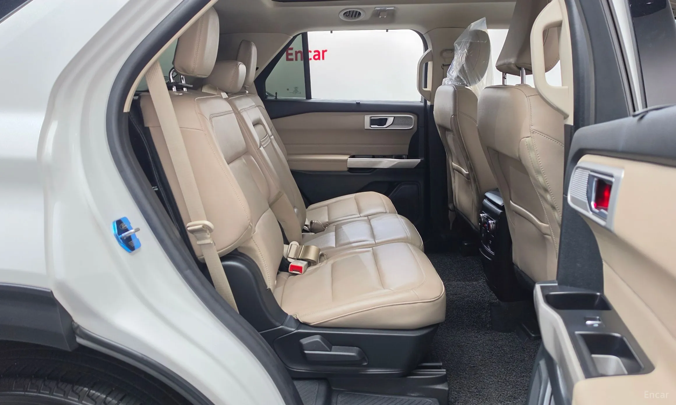 Ford Explorer 6th Generation превью 11