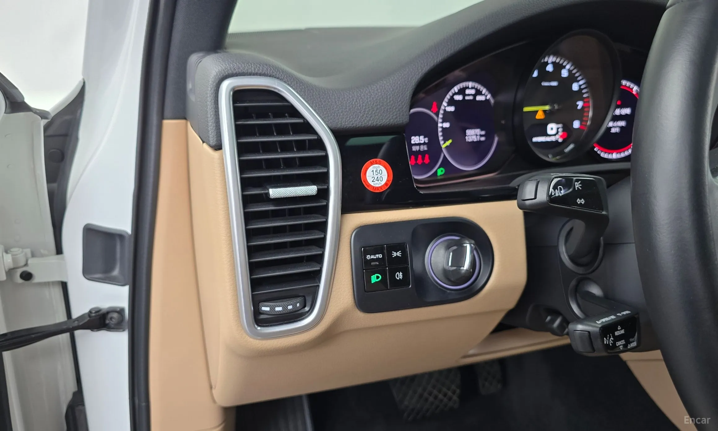 Porsche Cayenne (PO536) превью 17