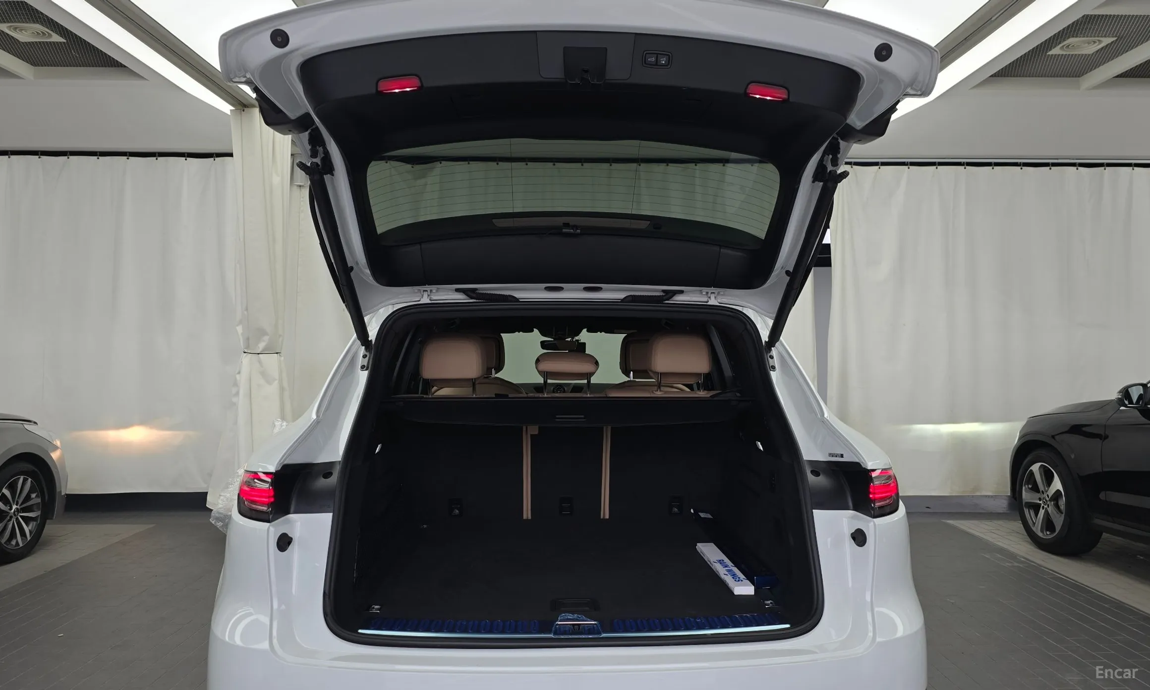 Porsche Cayenne (PO536) превью 20