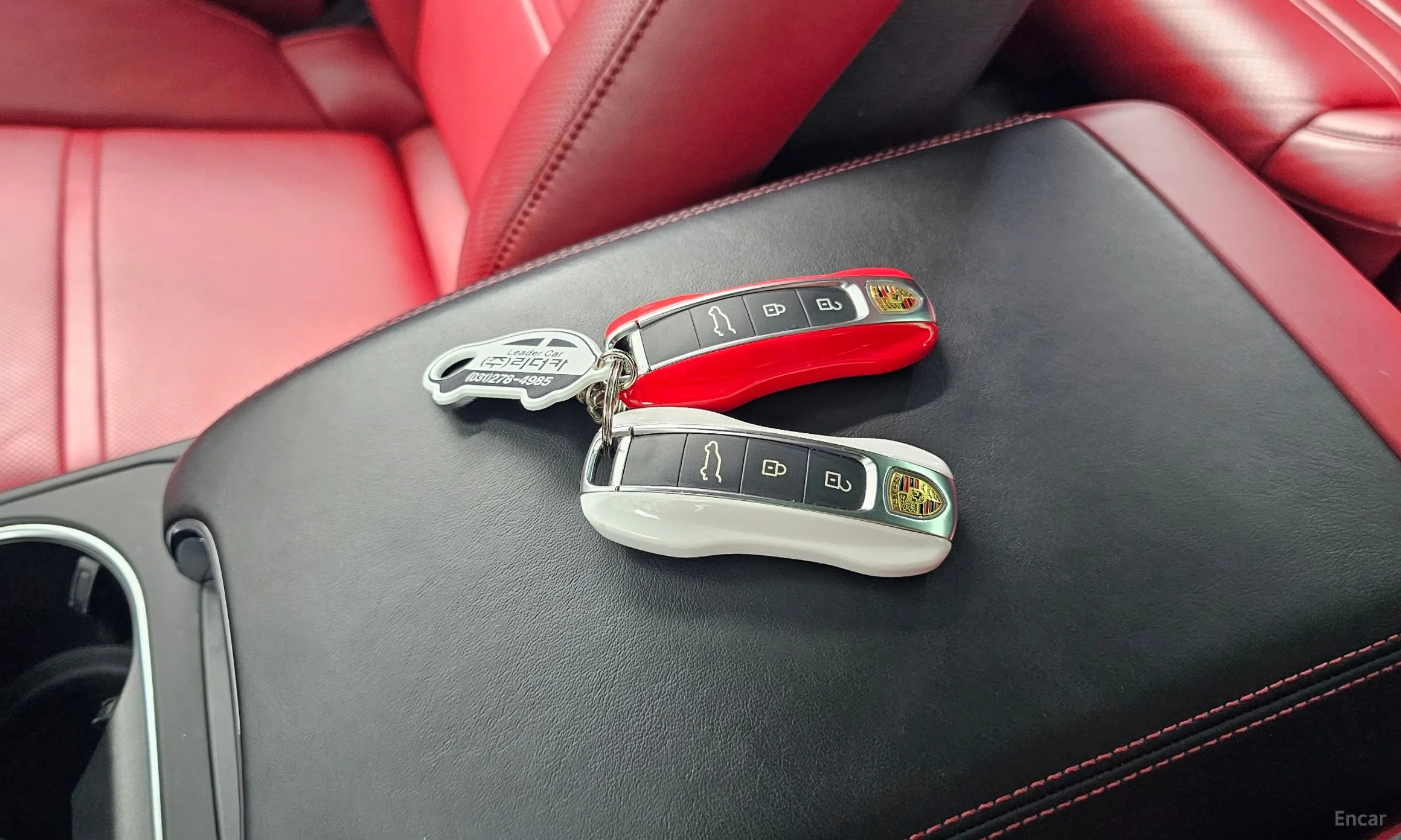 Porsche Cayenne (PO536) превью 16