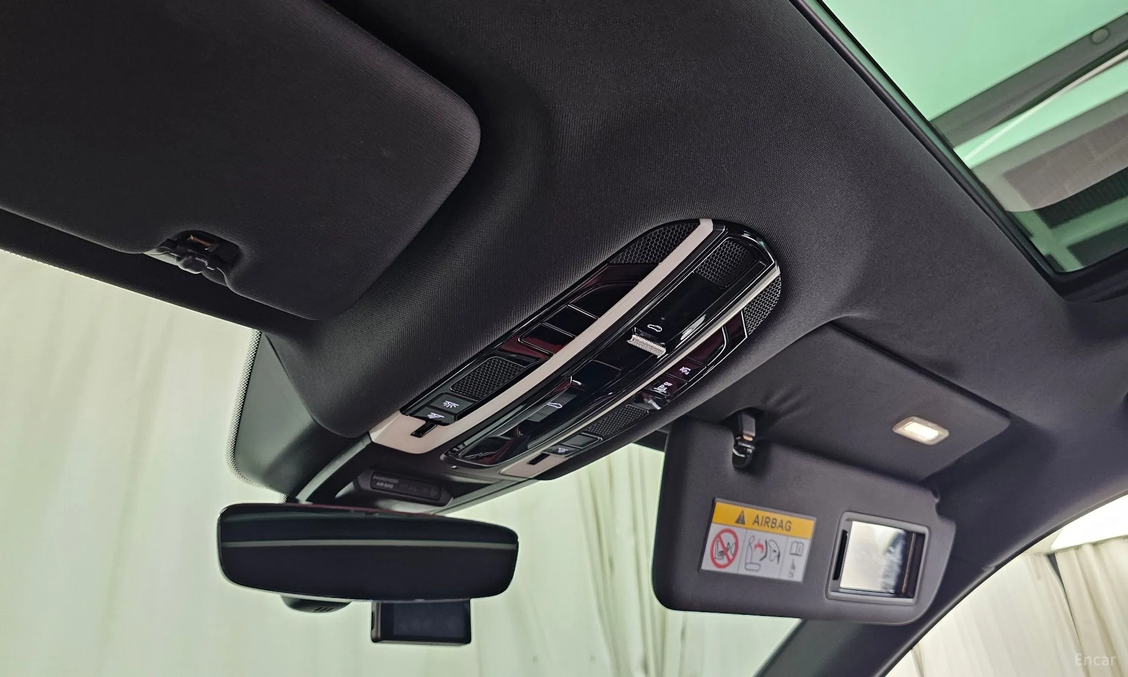 Porsche Cayenne (PO536) превью 19