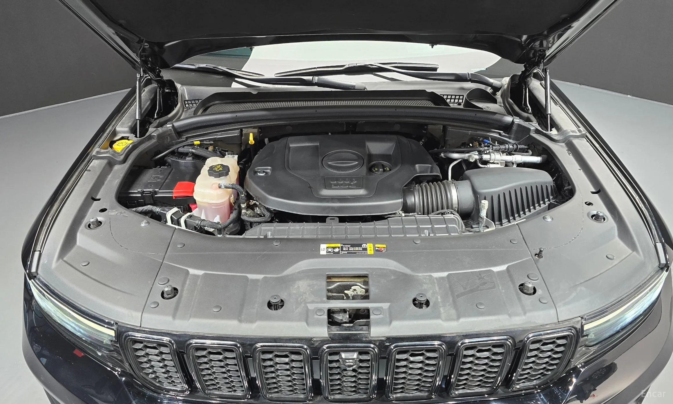 Jeep Grand Cherokee (WL) превью 6
