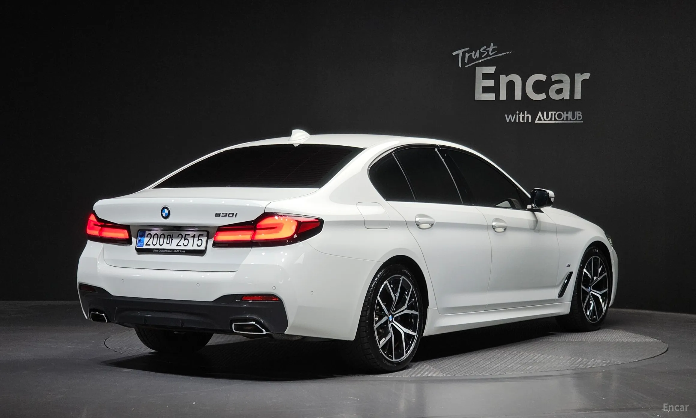 BMW 5 Series (G30)