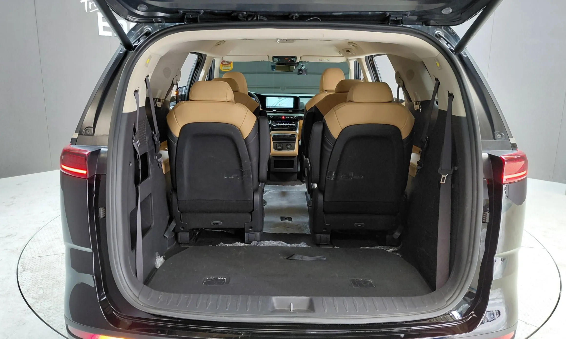 Kia Carnival Gen 4 превью 19
