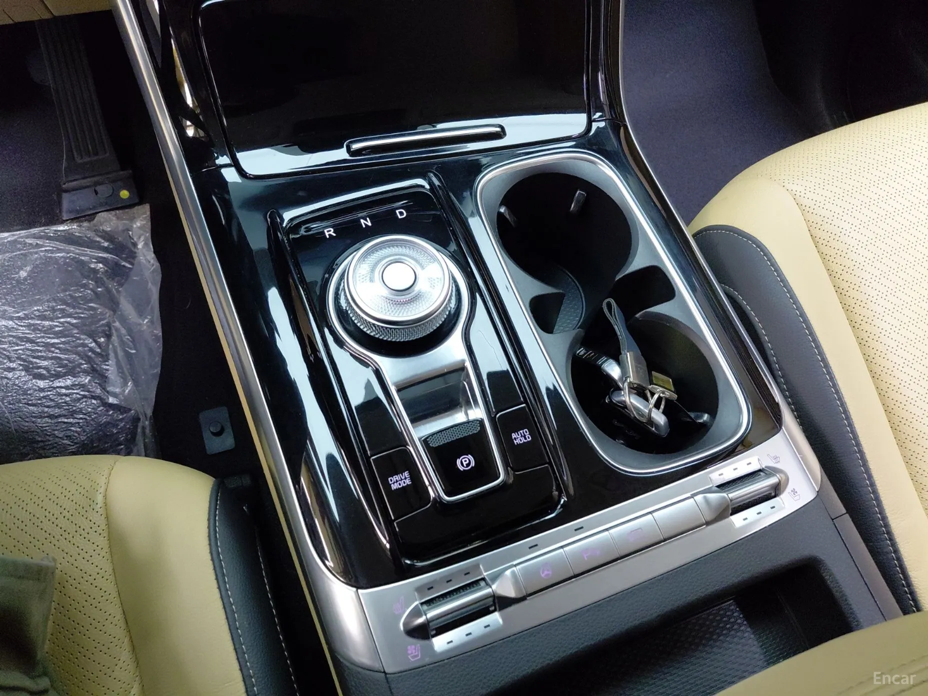 Kia Carnival Gen 4 превью 9