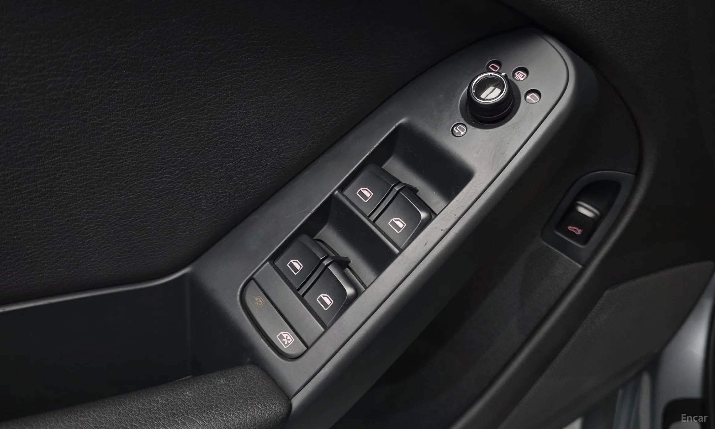 Audi New A4 превью 11