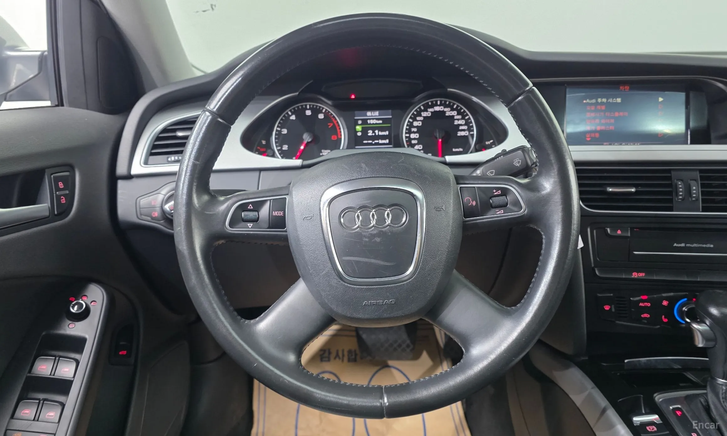 Audi New A4 превью 13