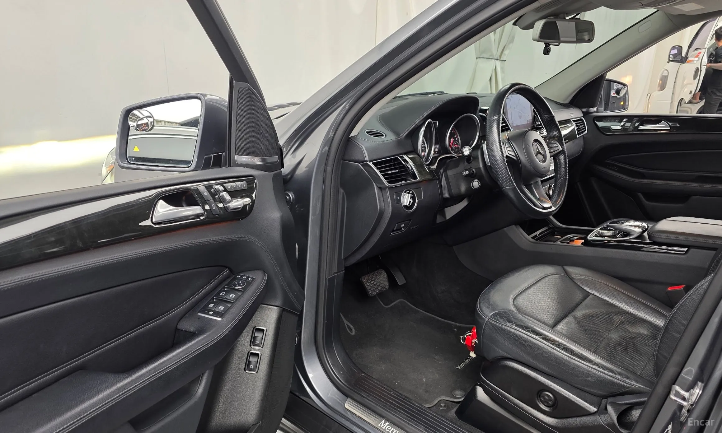 Mercedes Benz GLS-Class X166 превью 10