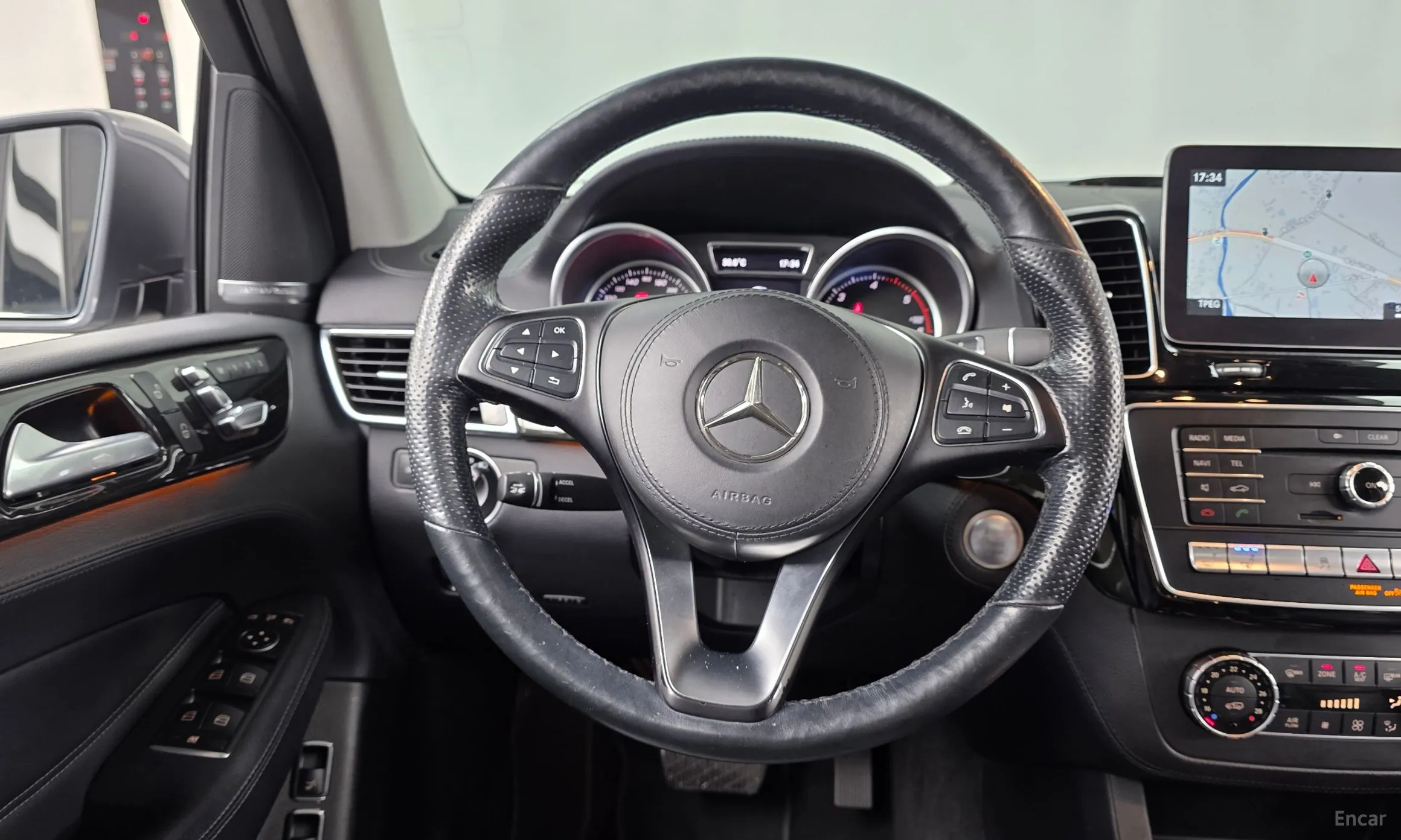Mercedes Benz GLS-Class X166 превью 13
