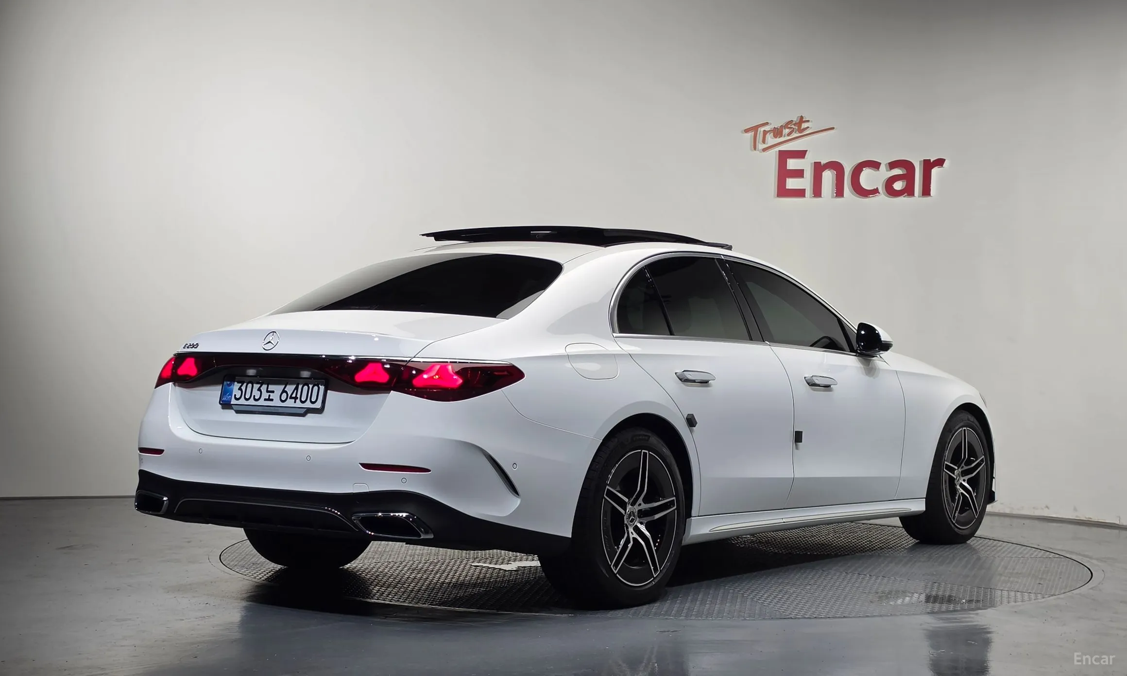 Mercedes Benz E-Class W214