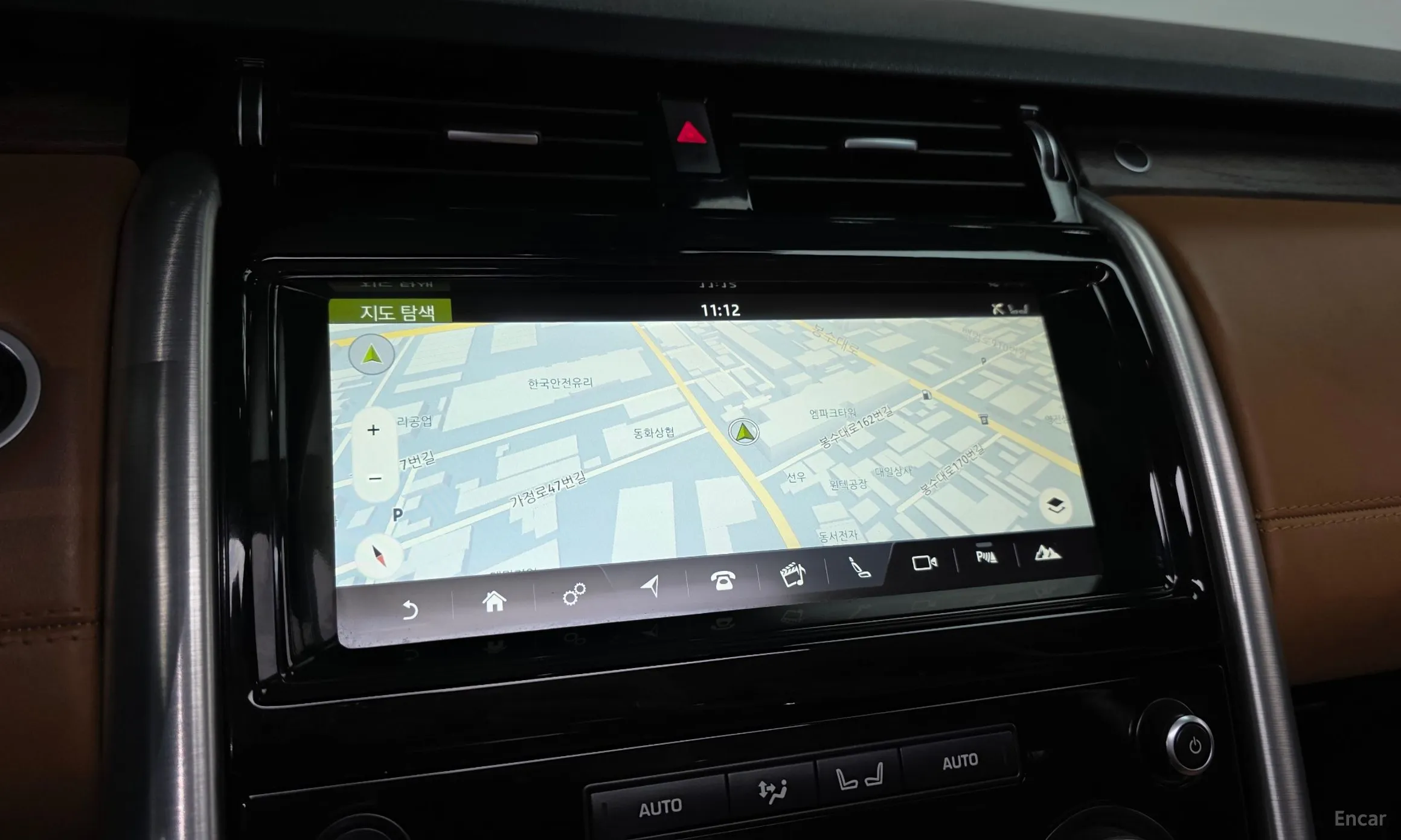 Land Rover Discovery 5 превью 16