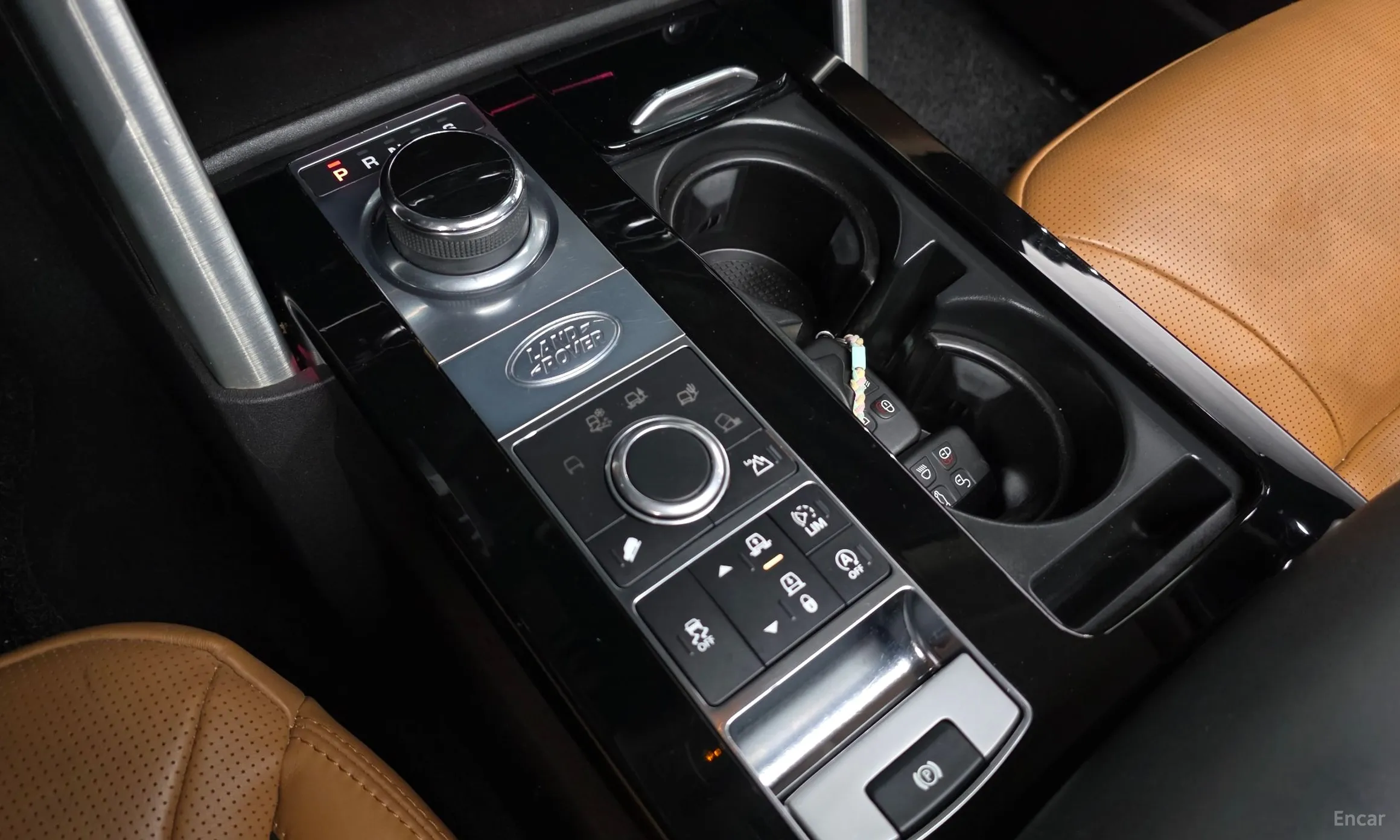 Land Rover Discovery 5 превью 9