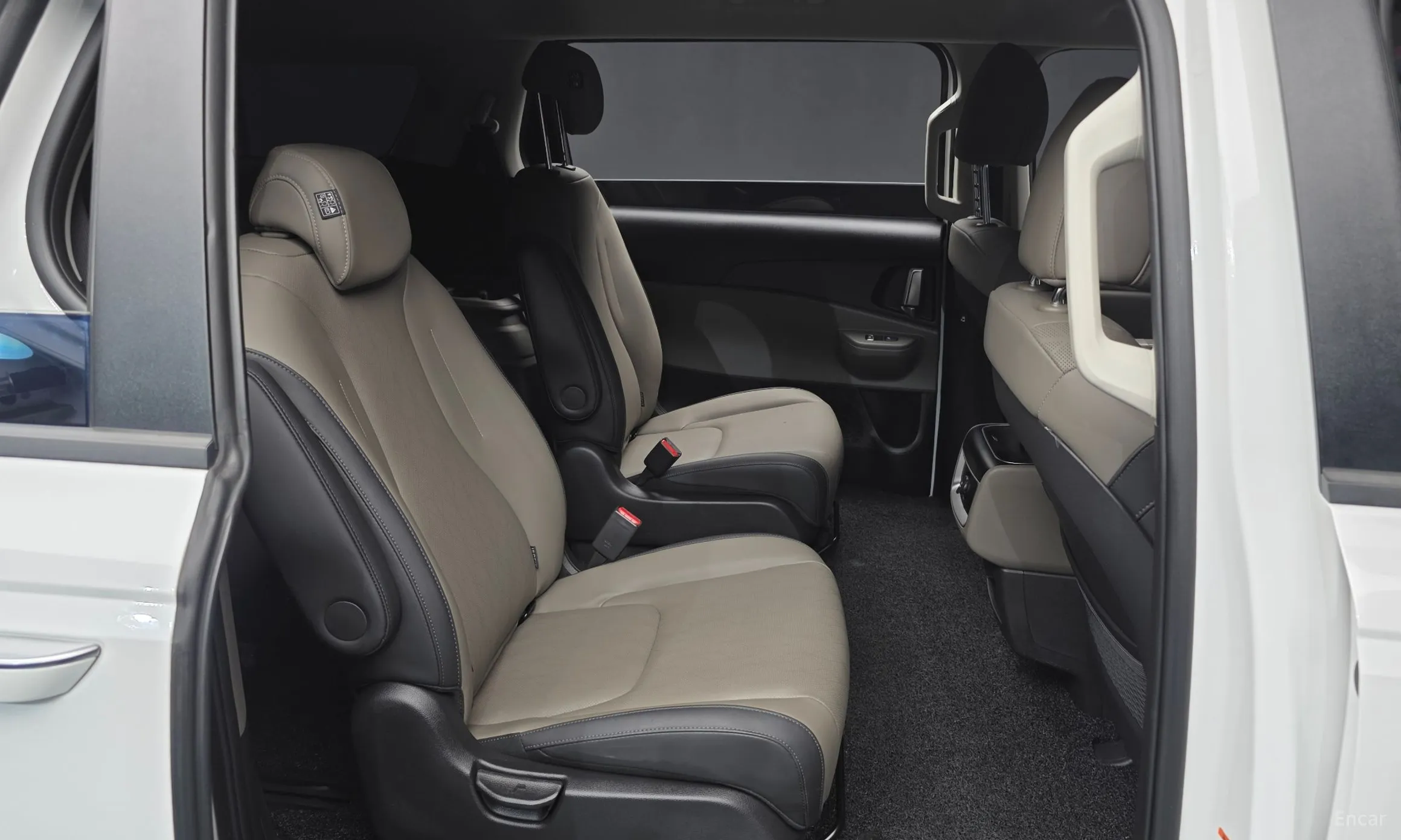 Kia Carnival 4th Generation превью 12
