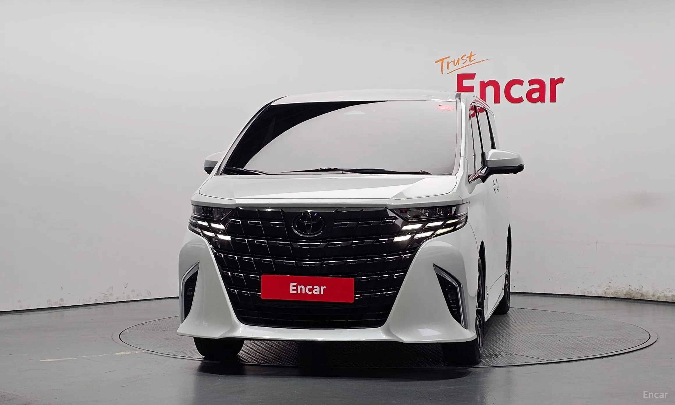 Toyota Alphard 4th Generation превью 3