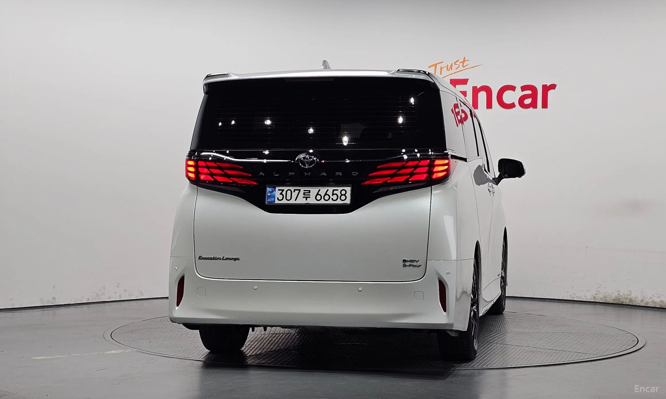 Toyota Alphard 4th Generation превью 4