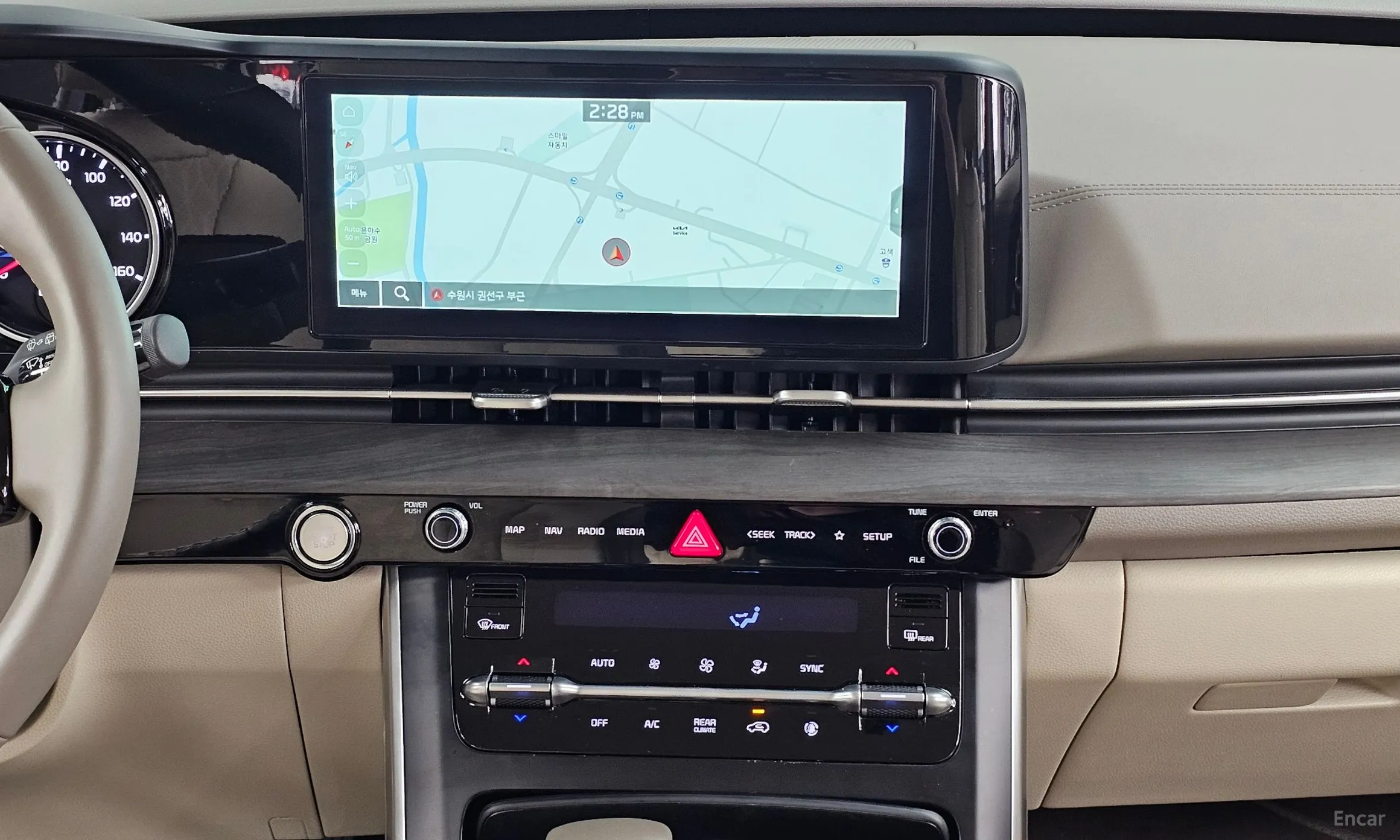 Kia Carnival Gen 4 превью 14