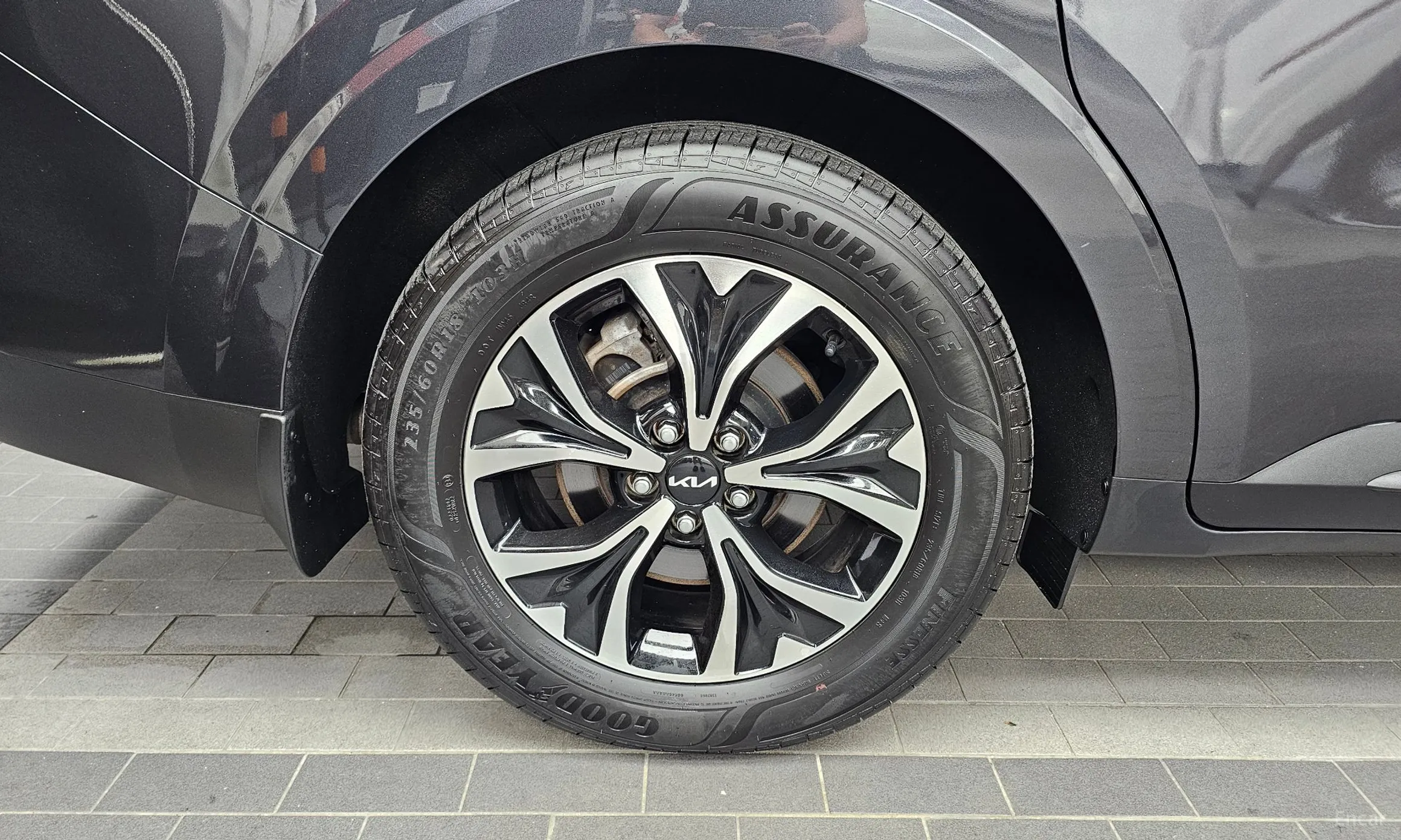 Kia Carnival Gen 4 превью 5