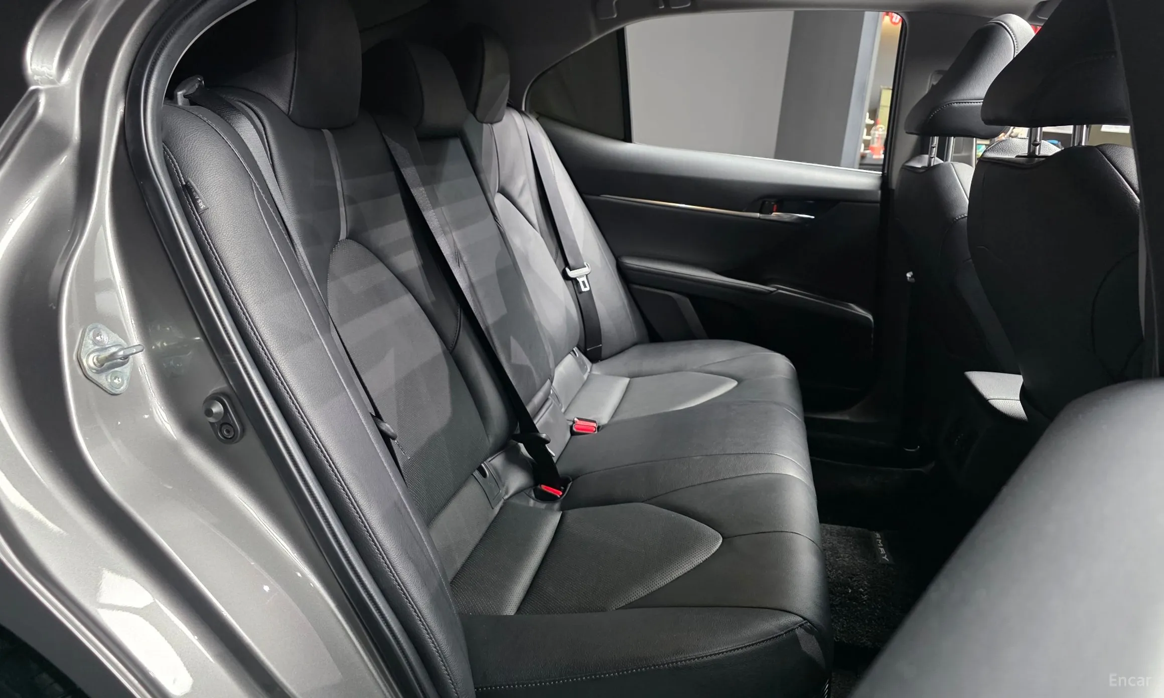 Toyota Camry (XV70) превью 12